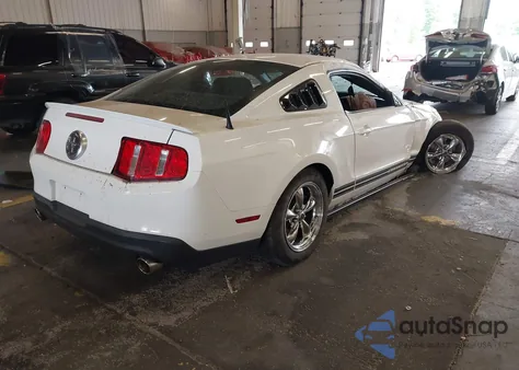 2012 Ford Mustang V6 из США, поврежденный, VIN 1ZVBP8AM4C5205300